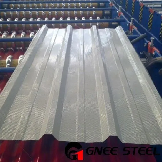 Farvebelagt tagplade